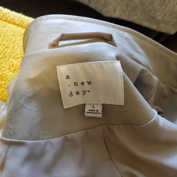 A New Day "pleather" belted jacket size Large - Picture 4 of 4